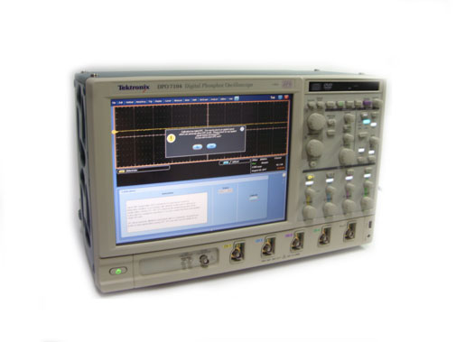 Tektronix/Oscilloscope Digital/DPO7104