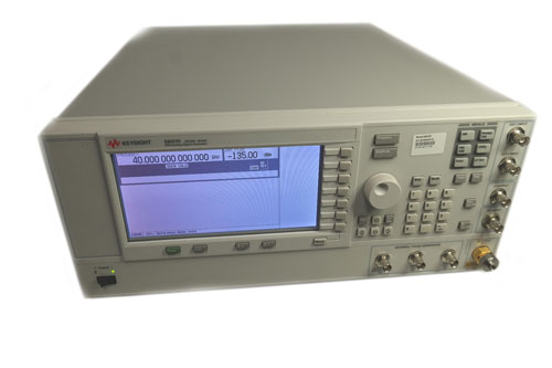 Agilent/HP/PSG Analog Signal Generator/E8257D/1E1/520