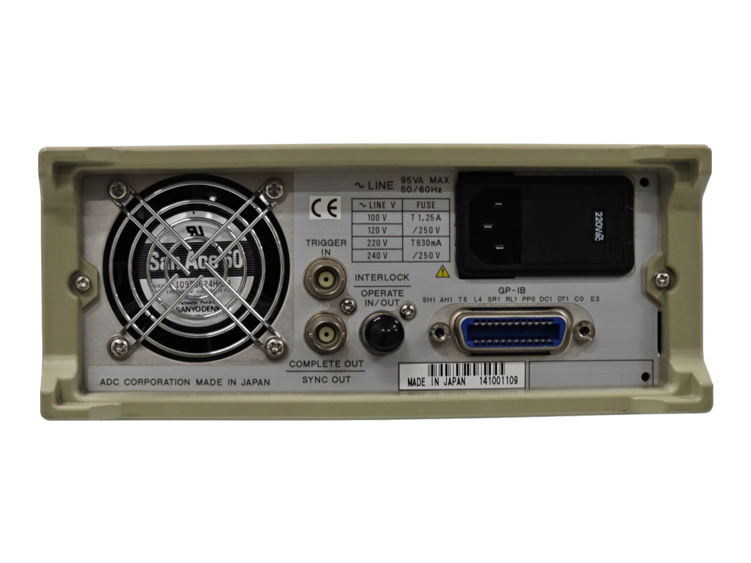 Advantest/DC Voltage Current Source/Monitor/R6240A