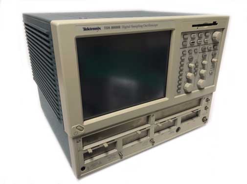 Tektronix/Oscilloscope Digital/TDS8000B
