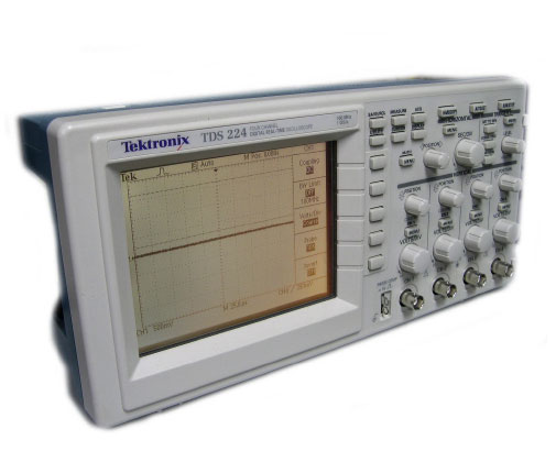 Tektronix/Oscilloscope Digital/TDS224